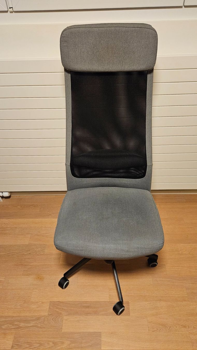 Ikea Sedie: Drehbarer Bürostuhl – Usato da Winterthur venduto da Chefmeischter 2