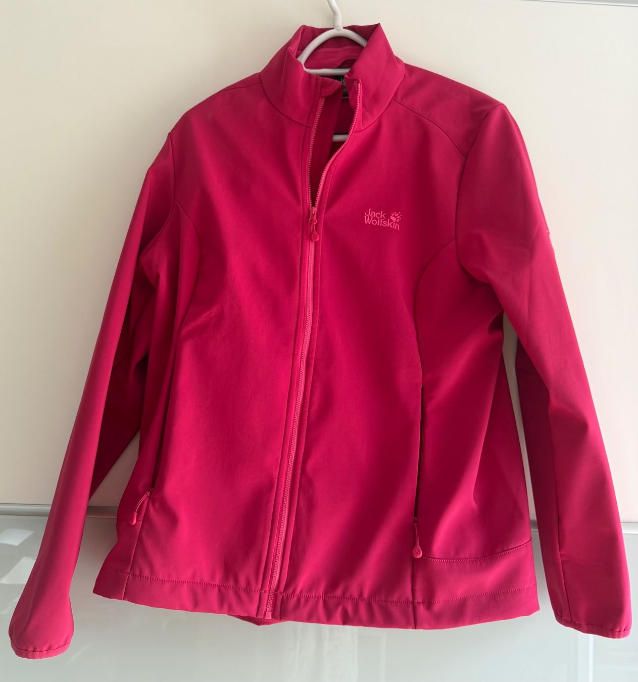 Jack Wolfskin Jacken: Jack Wolfskin Softshelljacke XXL, Fuchsia – Gebraucht aus Oftringen von Wiggiwave