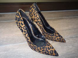 Escarpins ZARA motif léopard taille 39 talons 8cm