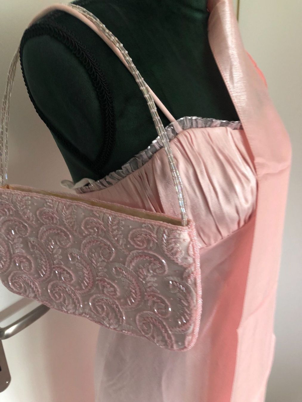 Robes: Abendkleid – Neuf (Voir description) à Emmen par ama_8wmn 4