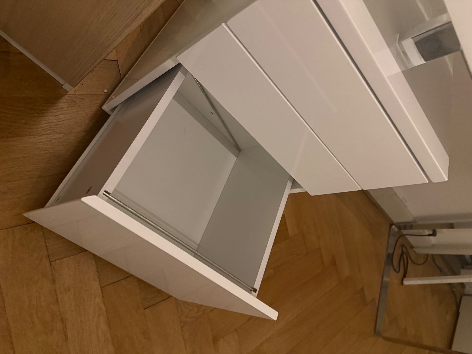 Ikea Schreibtische: Schreibtisch weiss Ikea – Gebraucht aus Bern von joe_vx56 2