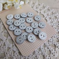 20 Knopfe weiss schweiz Herz blanc coeur boutons