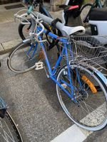 Rennvelo Motobecane blau mit Korb