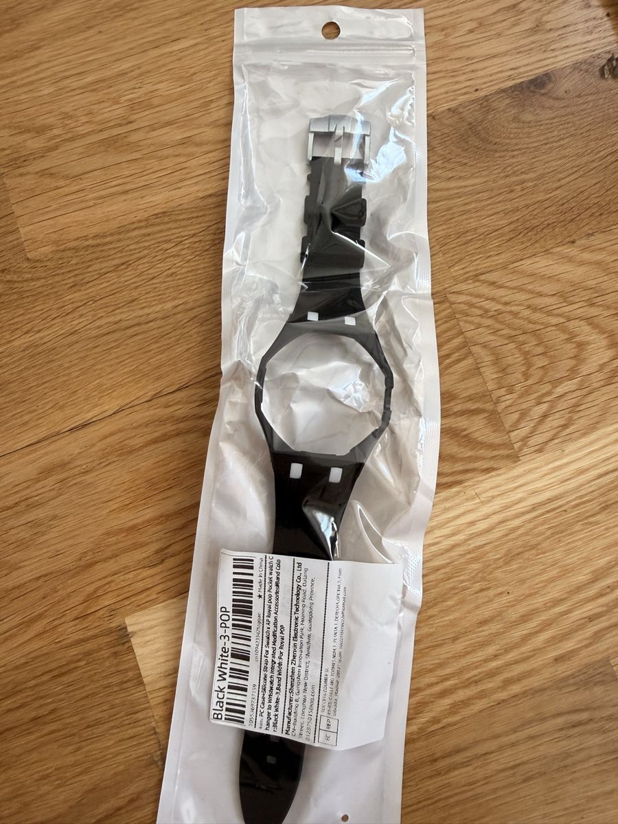 Armbänder & -reifen: Royal Pop bracelet  – Neu und originalverpackt aus Penthalaz von sup_5ztk 1