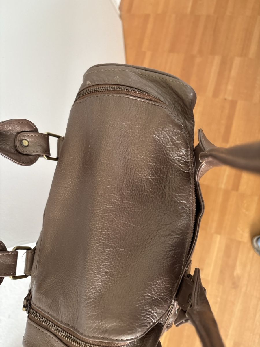 Taschen für Damen: Sac à main en cuir bronze doré – Gebraucht aus Düdingen von Yellow 2