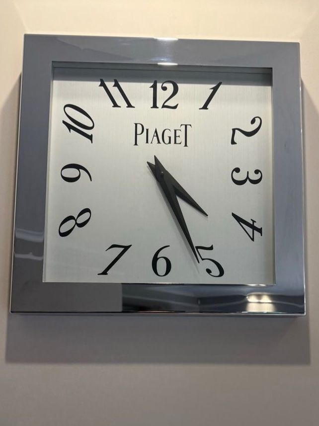 Piaget Orologi: Piaget rare Horloge murale/wall clock  48/48cm – Usato da Genève venduto da aspaklariacollection 2