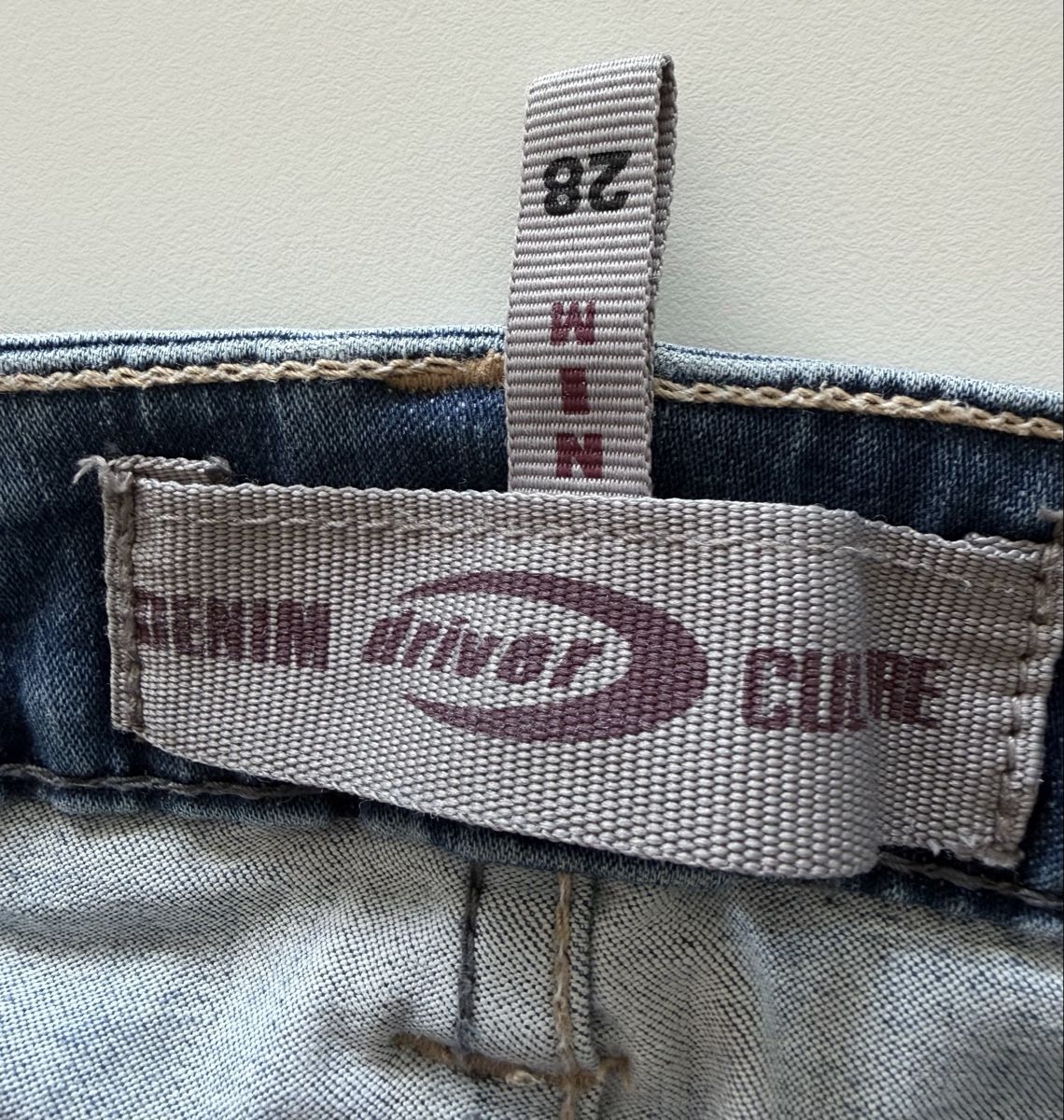 Jeans: 3/4-Jeans von Timezone Gr.28 – Usato da Hombrechtikon venduto da ViNo1604 2