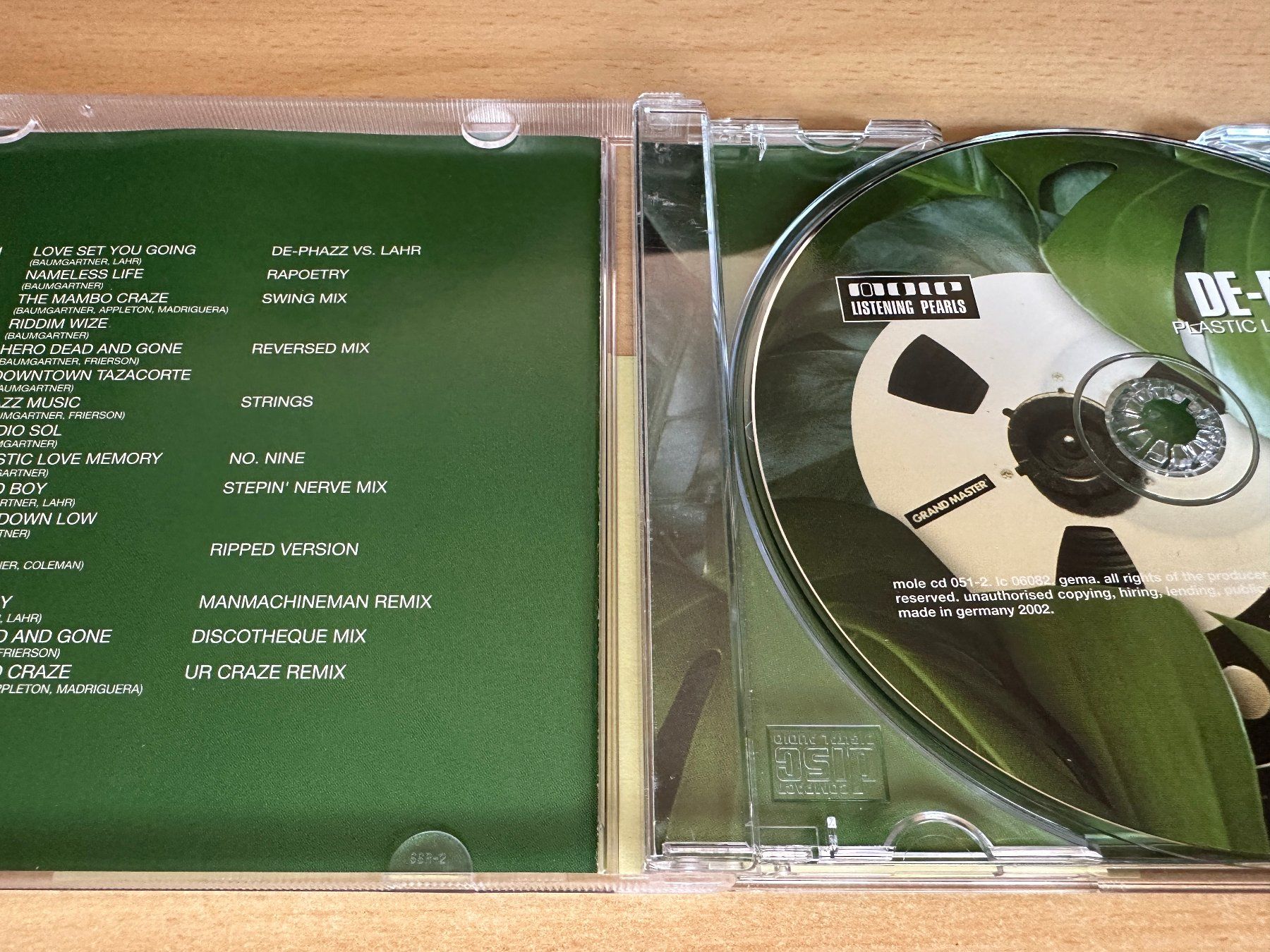 CD: De-Phazz – Plastic Love Memory – Usato da Rikon im Tösstal venduto da Alpenmutz 2