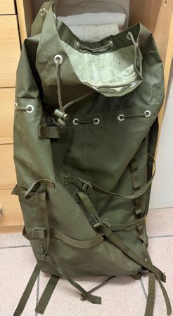 Rucksack Militär Olivgrün gross gebraucht
