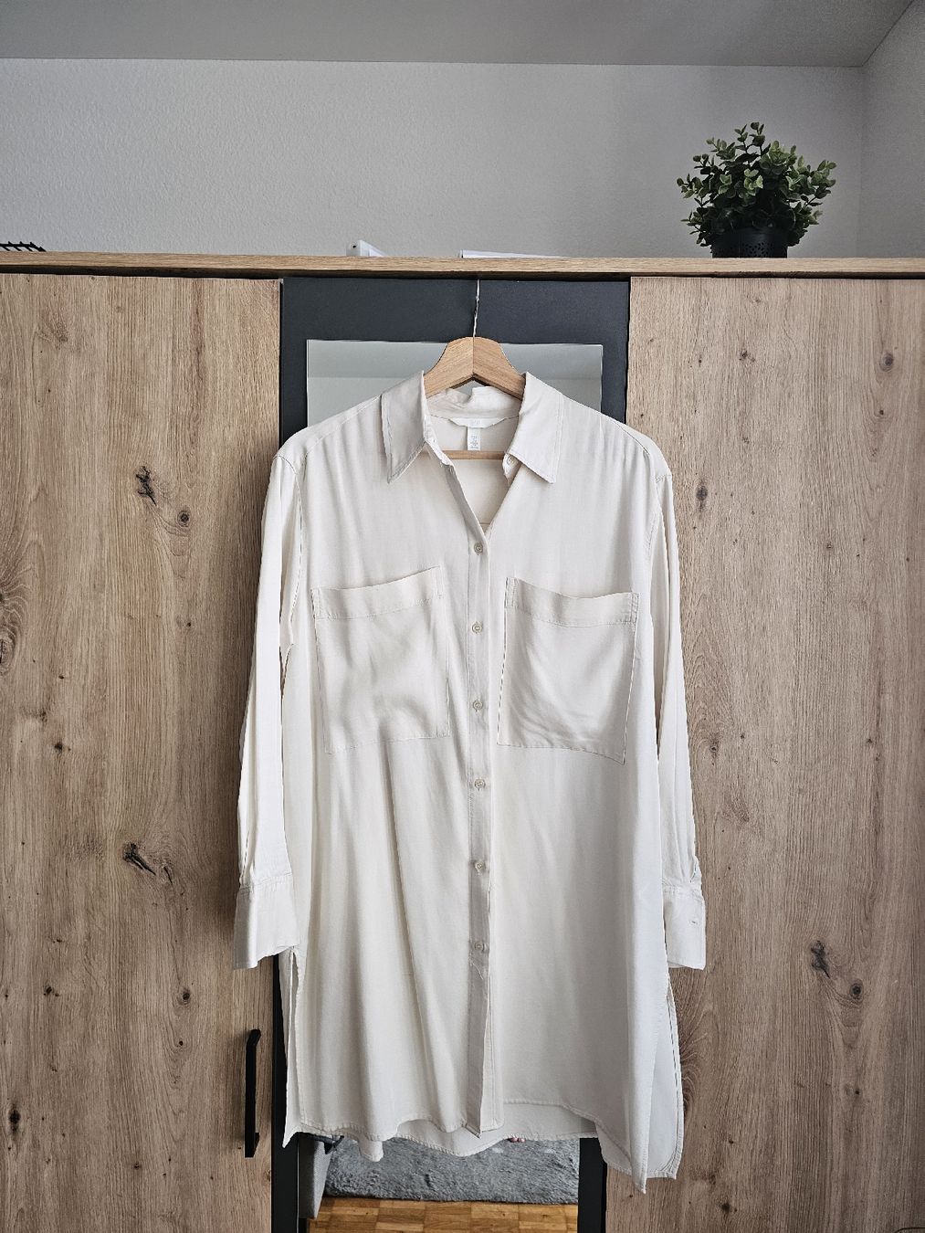 H&M Blusen: H&M Bluse lang, Gr.S, Creme  – Neu (gemäss Beschreibung) aus St.Gallen von amaka01