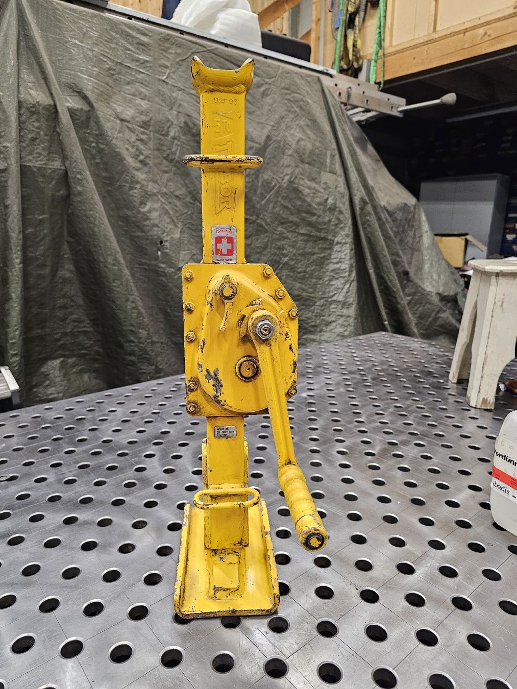 Atlas Copco Tutti gli attrezzi: Fusswinde  Robor 5T – Usato da Emmenbrücke venduto da inf_l8yf 1