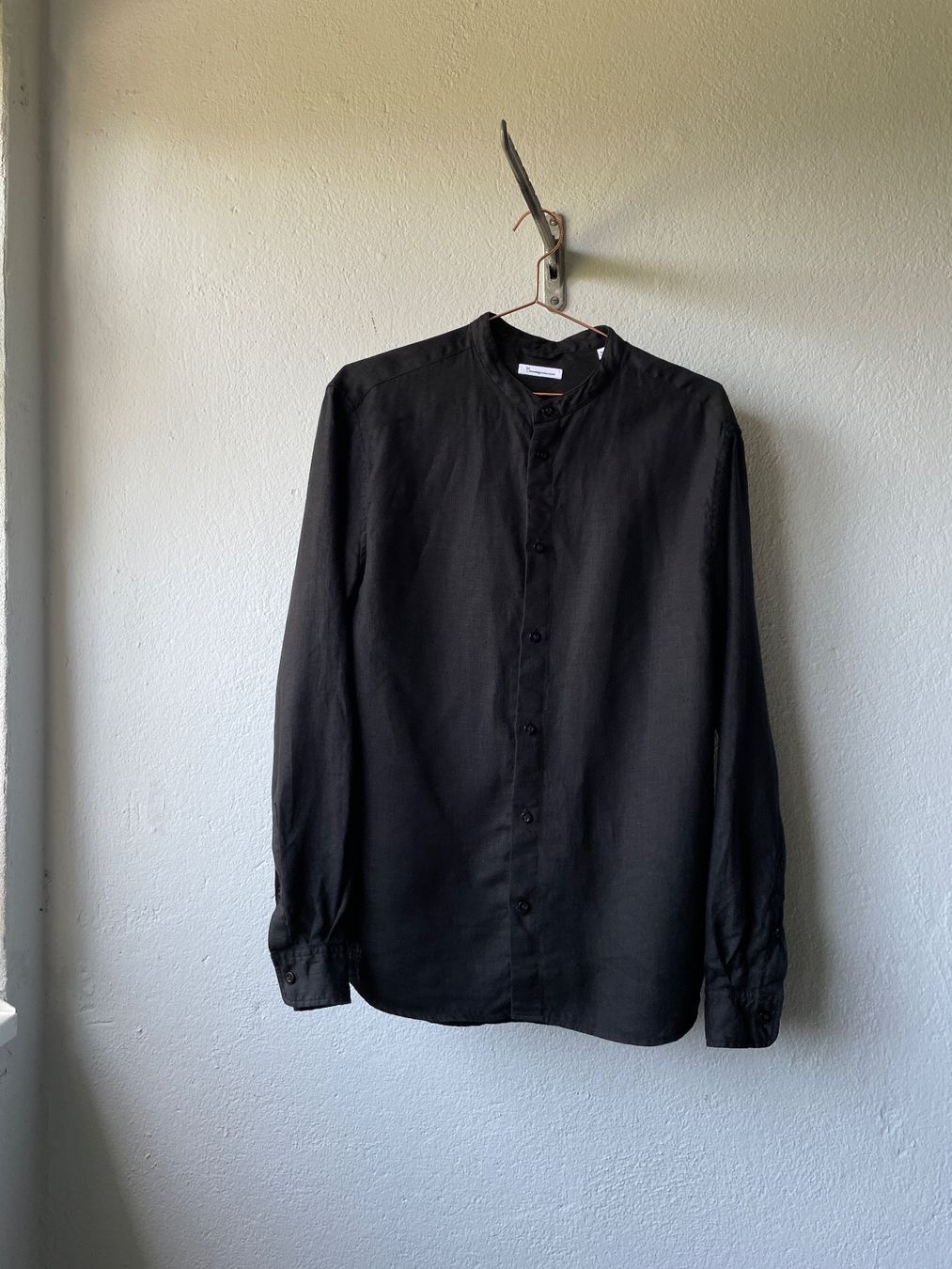 Camicie: Leinenhemd schwarz Knowledge Cotton Apparel Gr. L – Nuovo (secondo la descrizione) da Zürich venduto da Nhpp