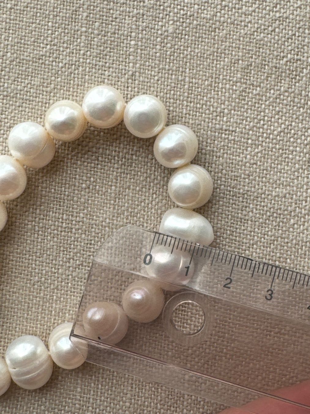 Armbänder & -reifen: Süsswasser Perlen Armband weiss NEU – Neu und originalverpackt aus Brütten von Rod816 4