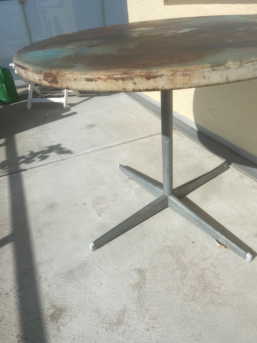 Tables: Aussen Tisch – D'occasion à Meilen par rowland534 2