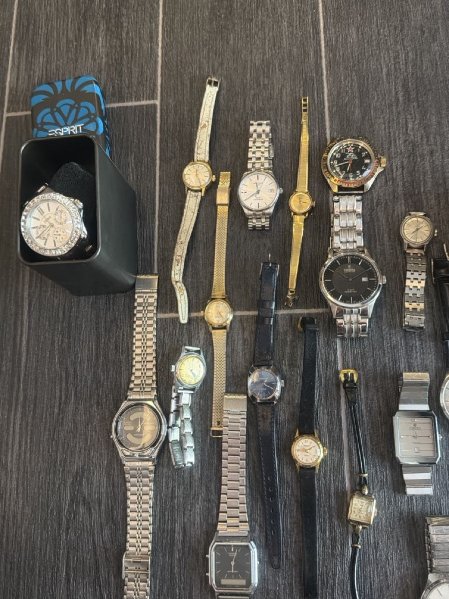 Orologi: Uhren lot ungeprüft  – Usato da Schlieren venduto da Luxury.Time 2