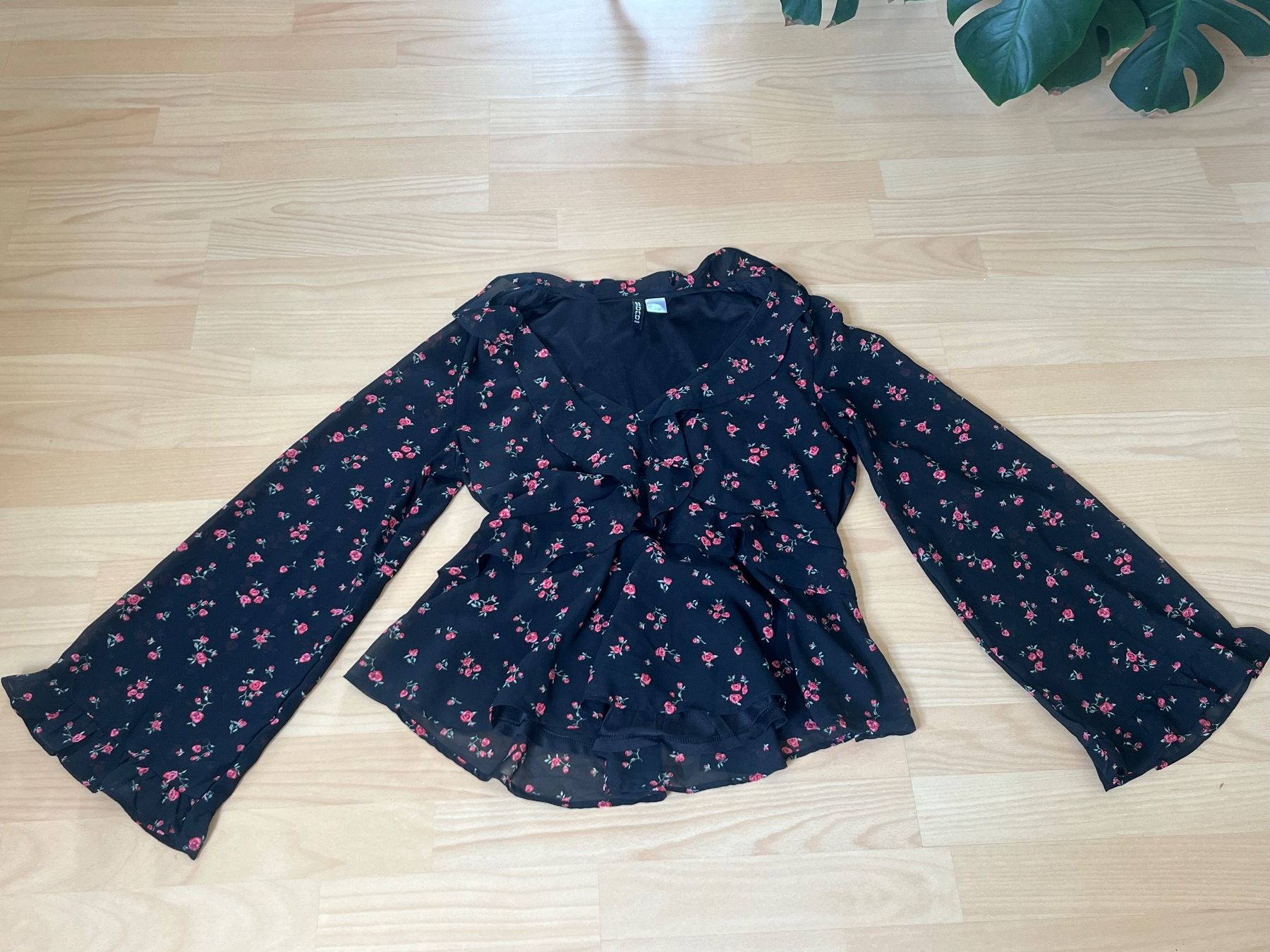 H&M Camicette: luftige Bluse, Grösse 38 – Usato da Heerbrugg venduto da R.St27 1