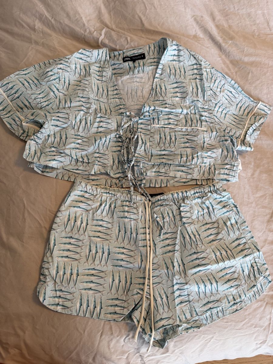 Zara Lotti di vestiti: Zara Summer Set, Fish Print, Size S – Usato da Horgen venduto da Elizhadz