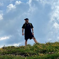 Profile image of Raffi_Weber