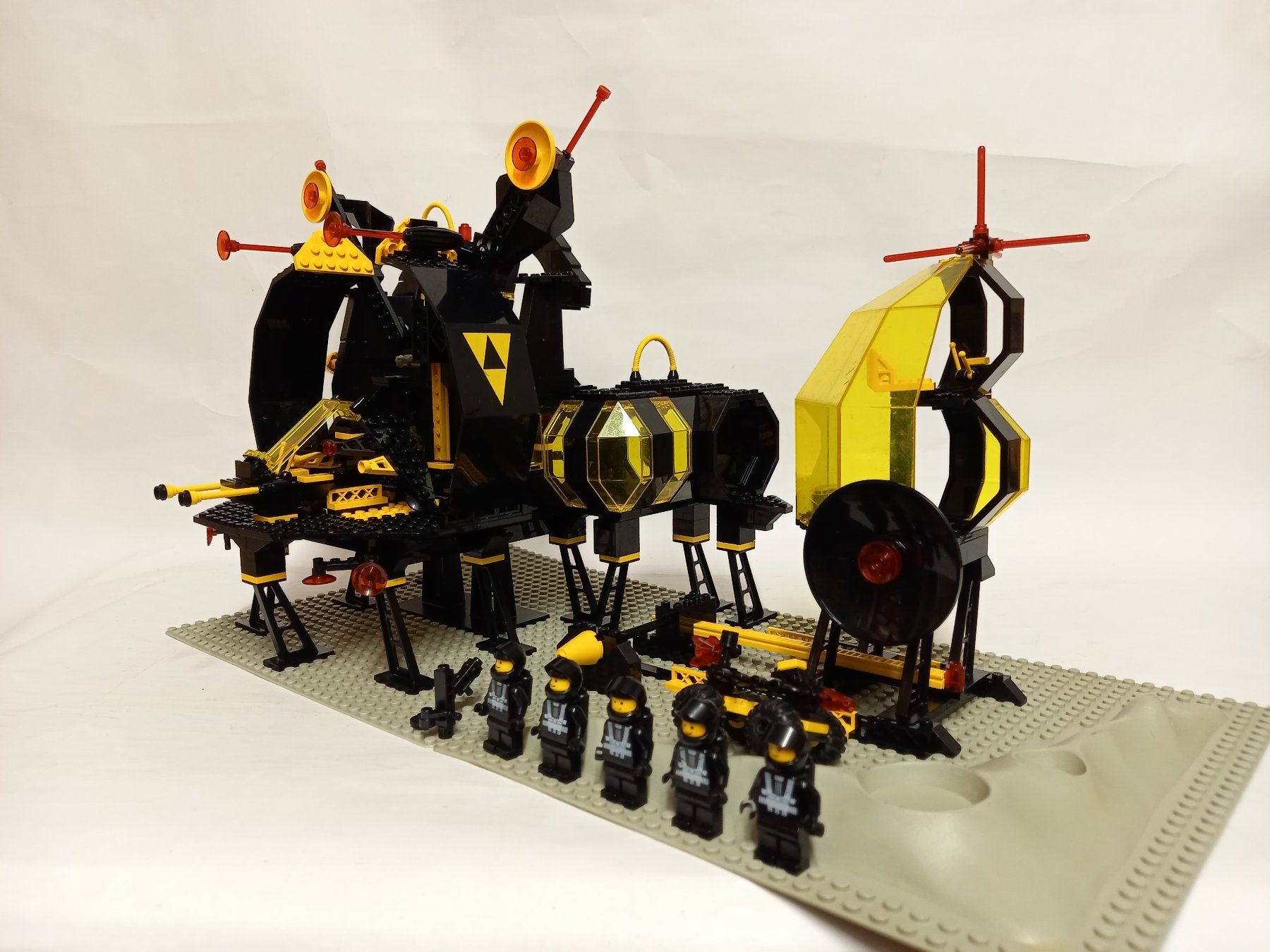 Lego Giocattoli: Lego Legoland Space 6987 Blacktron I Message Intercept Base – Usato da Derendingen venduto da Boeni80 4