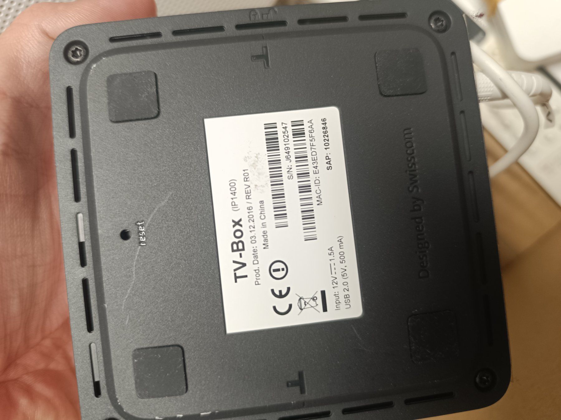 Swisscom Modems & Routeurs: Swisscom Internet-Box 3 und WLAN-Box 2 gebraucht – D'occasion à Bern par adriano151030 3
