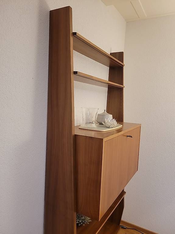 Scaffali: Mid century vintage Teak Regal/Bar – Usato da Grosshöchstetten venduto da kids04