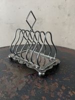 Antiker versilberter Toastständer