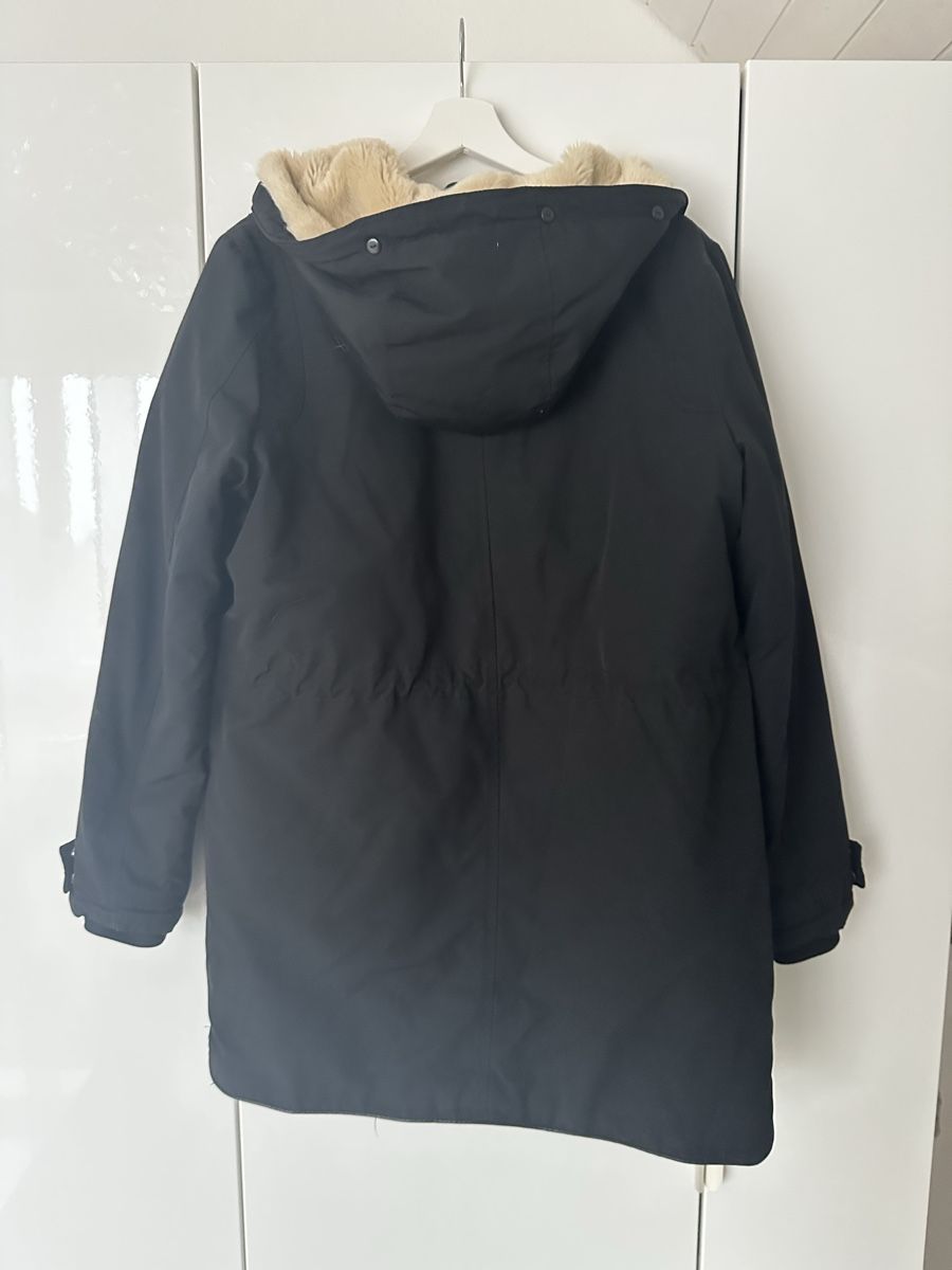 Giacche: Schwarze Winterjacke mit Teddyfutter, Grösse L - Neuwertig! – Usato da Merenschwand venduto da R-R-R 6