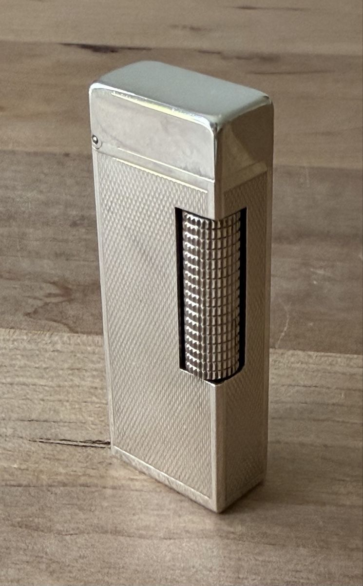 Dunhill Accendini: professionell restauriertes Vintage Dunhill Feuerzeug – Usato da Embrach venduto da watchesandlighters 3