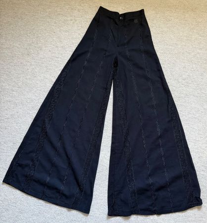 Pantalons larges vintage tissu noir Schlaghose