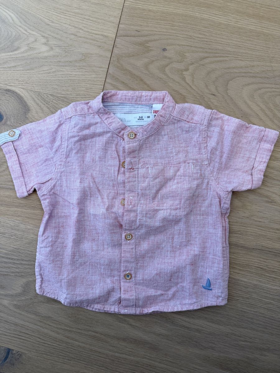 Chemises, Tops & T-shirts: Hemd Grösse 68 – D'occasion à triboltingen par Liguster92