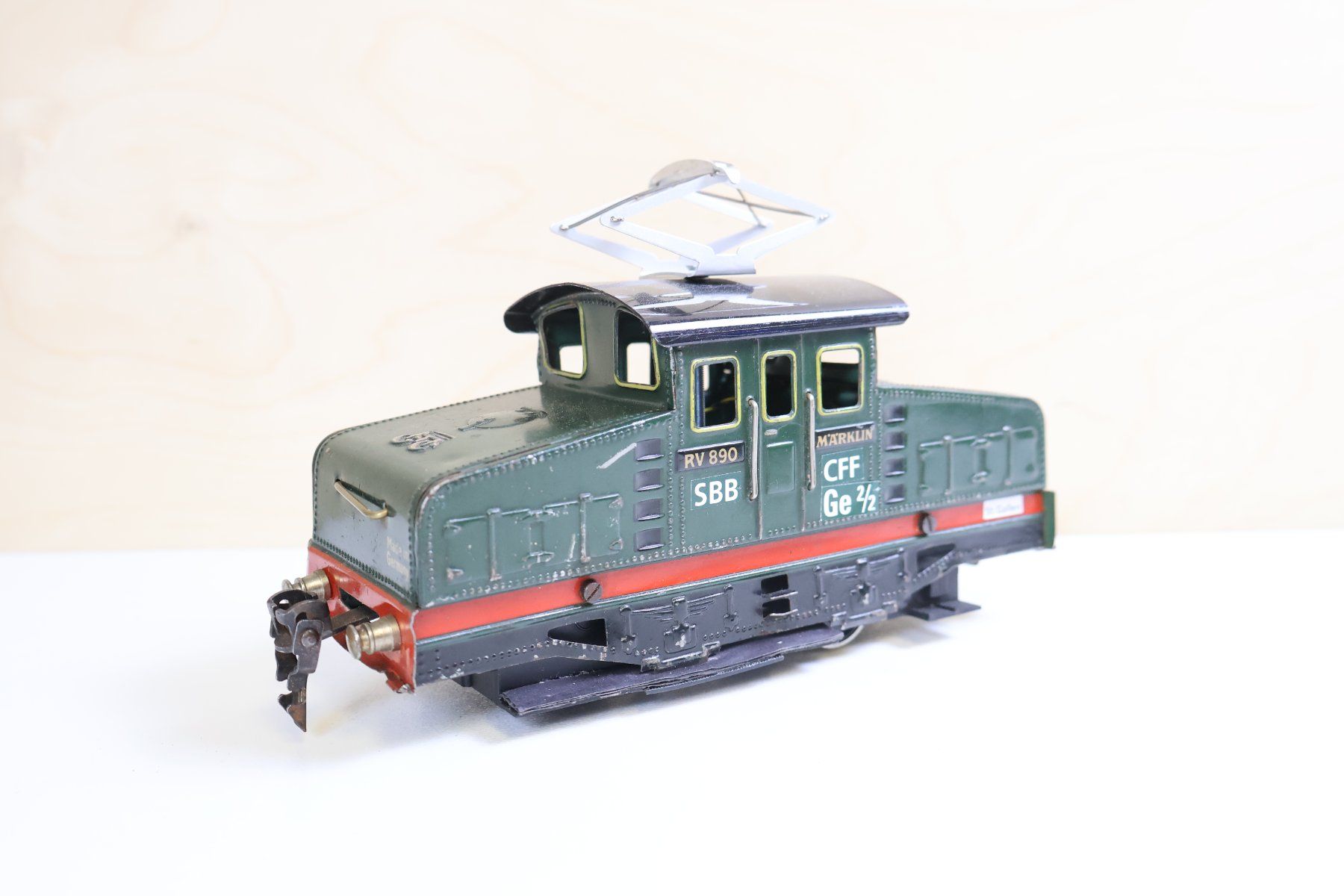 SBB Ge 2/2 Rangierlok - Spur 0 2-Leiter DC - Märklin Gehäuse (Gebraucht ...