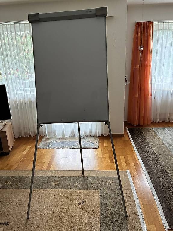 Wandtafeln: Flipchart – Gebraucht aus Laupen BE von Faurig
