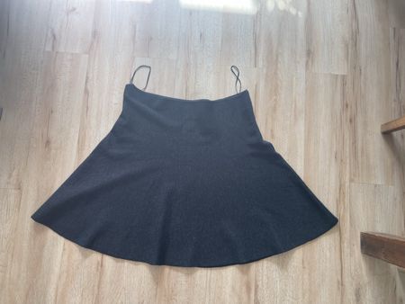 Jupe Phase Eight gris foncé  18 ou 42/44    SVP lisez