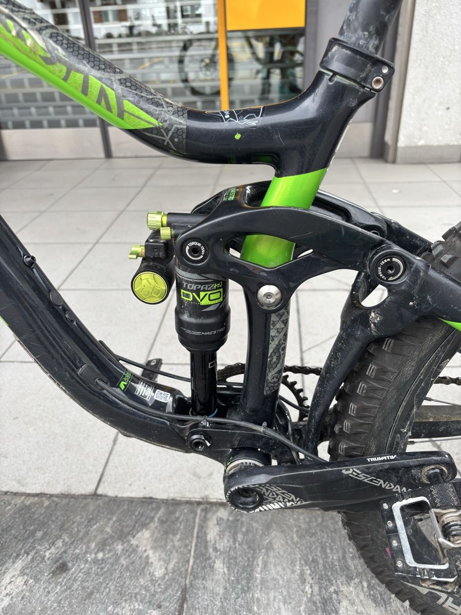 Giant Velos: Giant Reign – Gebraucht aus Umiken von alv_qhq8 4