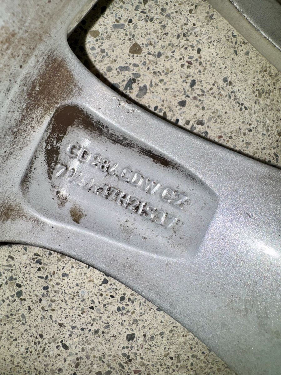 BMW Tutti pezzi di ricambio auto: BMW Styling 413 17 Zoll Original TPMS – Usato da Meilen venduto da SimoKutlin46 5