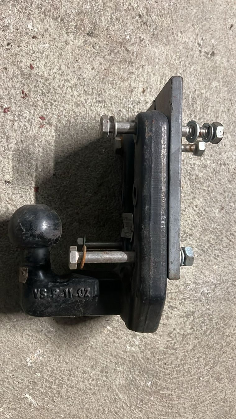 Ganci per rimorchio: Anhängerkupplung – Usato da Bilten venduto da Porsche037 2