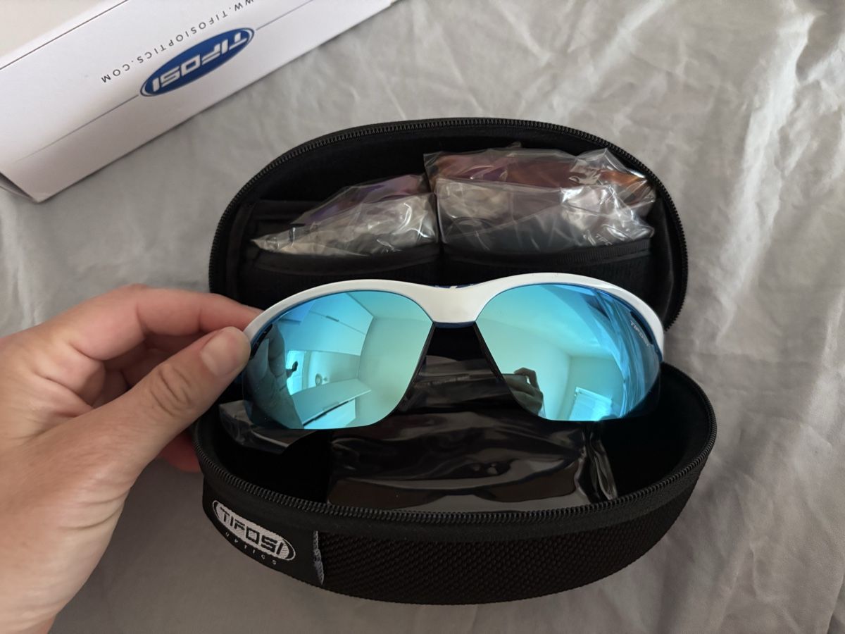Occhiali & Lenti: Sport sunglasses – Nuovo e nell'imballaggio originale da Zürich venduto da mat_58mf