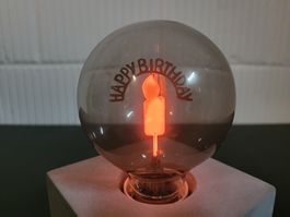Beton-Sockellampe Tischleuchte mit Happy Birthday Lampe