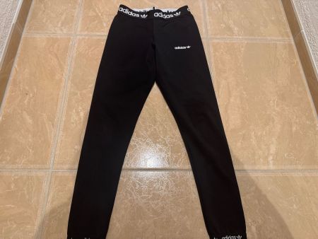 Adidas neue Sporthose, 11-12 J 152