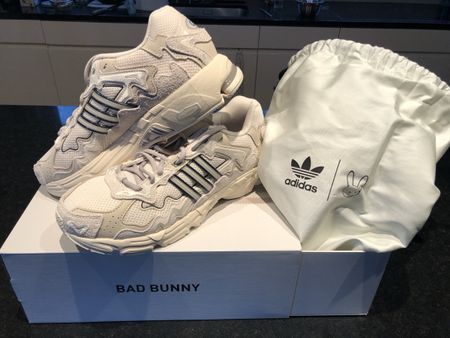 Adidas Bad Bunny Response CL EU43