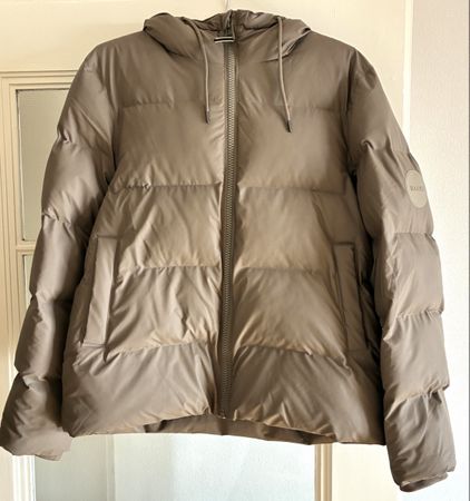 Rains Puffer Jacke - gefüttert und wasserdicht 