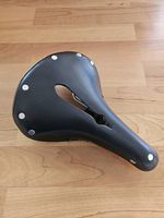 Brooks Ledersattel B17 Carved Short in schwarz (gebraucht)