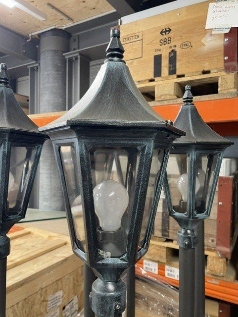 Lanterne: Stehlampe im Laternenstil – Usato da Regensdorf venduto da OfficeExperts 1
