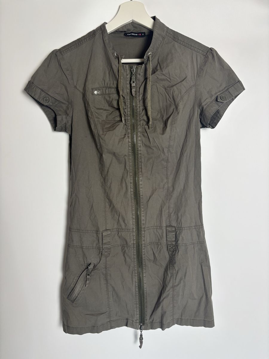 Vestiti: Fishbone 2000s dress – Usato da Leissigen venduto da lamooniade 1