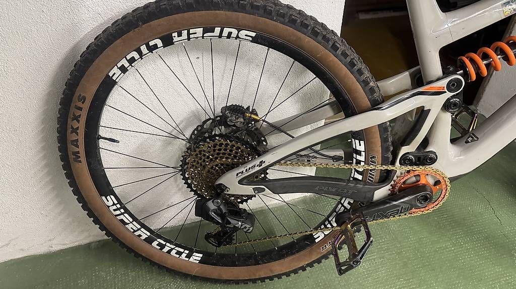 Vélos: Pivot Firebird 2019 – D'occasion à Muttenz par dfabj 1