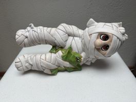 Keramikfigur Mumie mit Frosch weiss grün guter Zustand