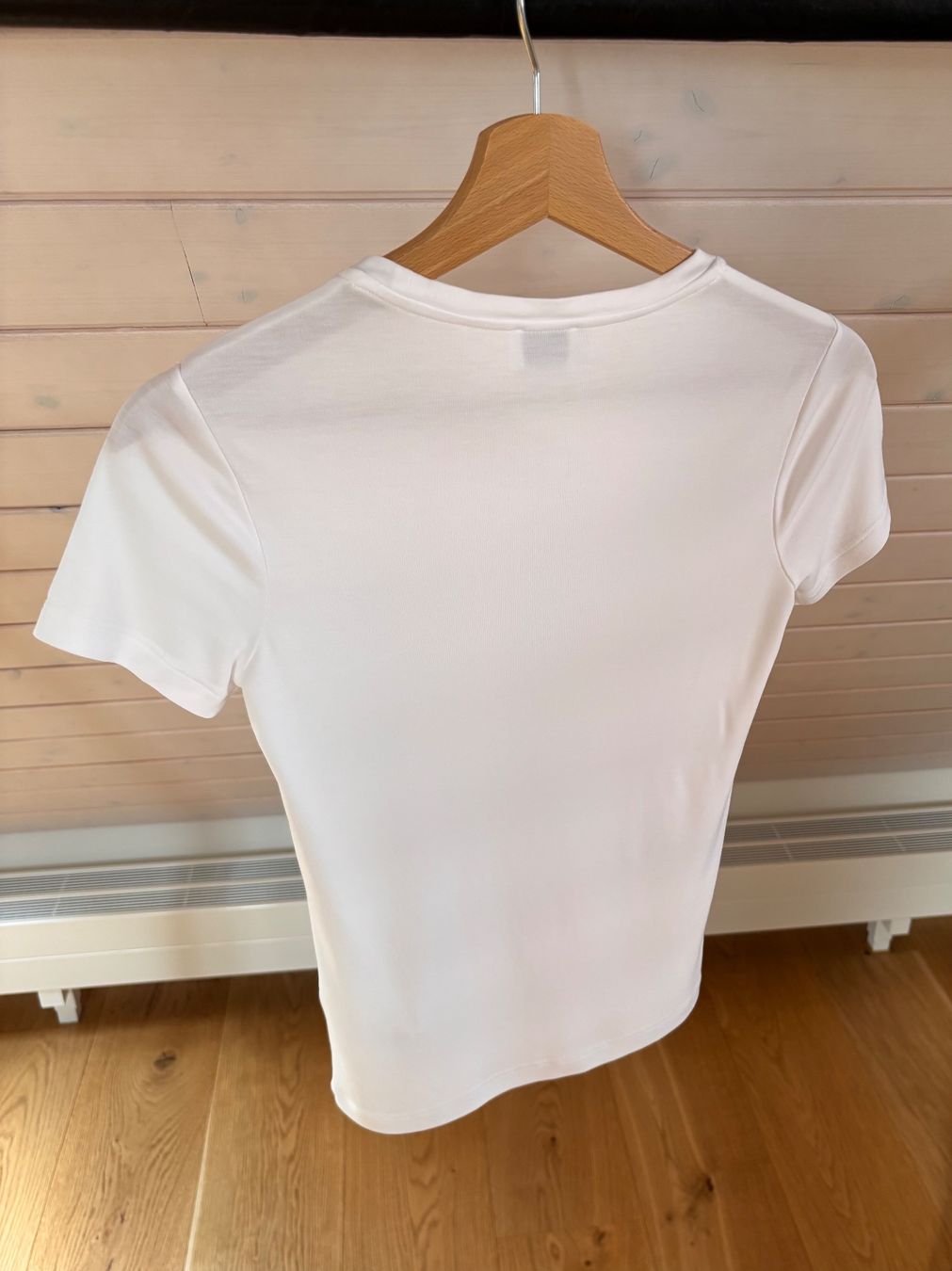 T-Shirts: ASKET t-shirt – Neu (gemäss Beschreibung) aus Kilchberg ZH von ben_pc68 3