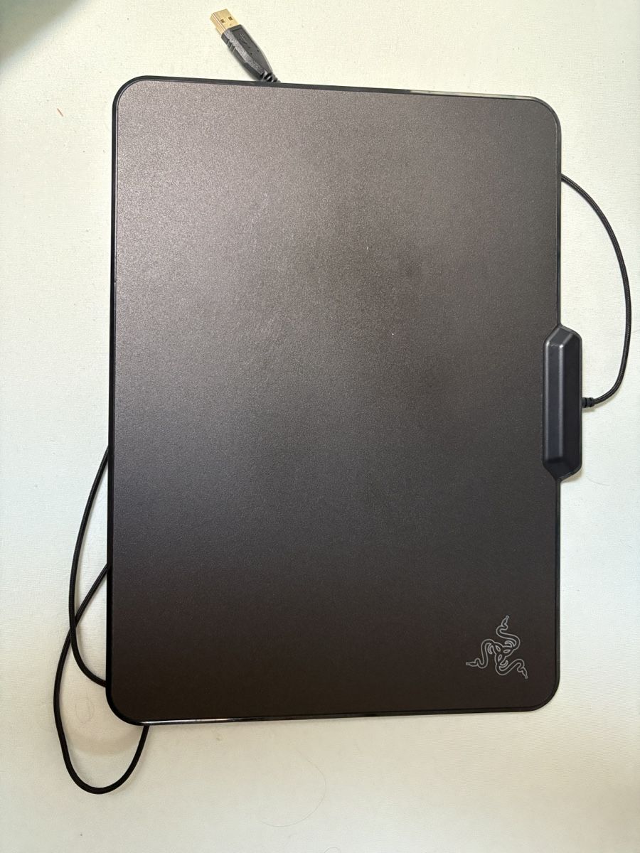 Razer Mausmatten: Razer Mauspad mit USB-Anschluss – Gebraucht aus Künten von dar_85zf
