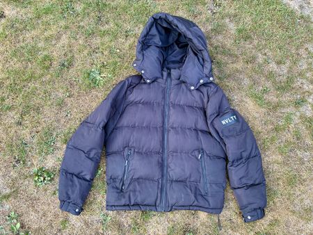 NVLTY Daunenjacke schwarz  Grösse M gebrauchter Zustand