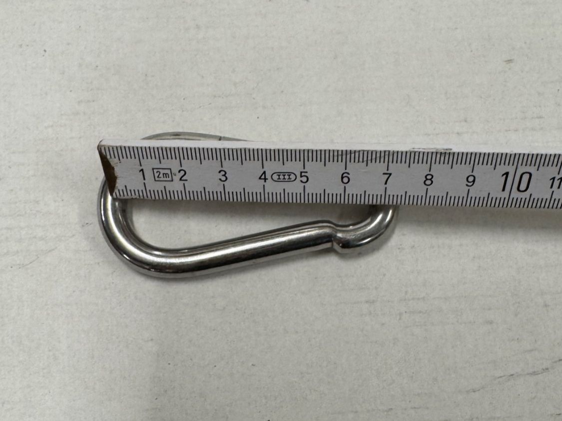 Attrezzatura da arrampicata: 4x Karabiner (A352) – Usato da Däniken SO venduto da Profog1 2